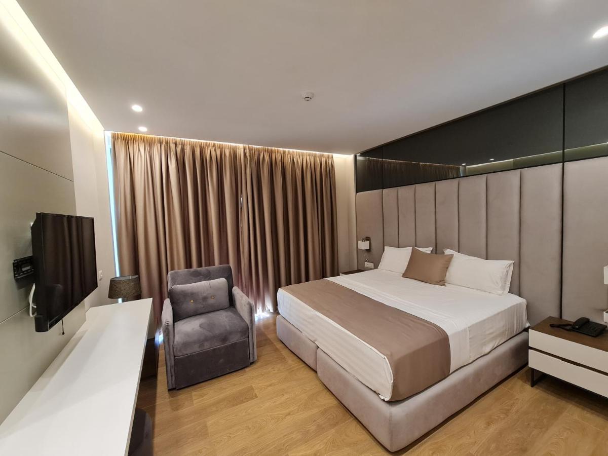 Hotel Aross Kanine Esterno foto