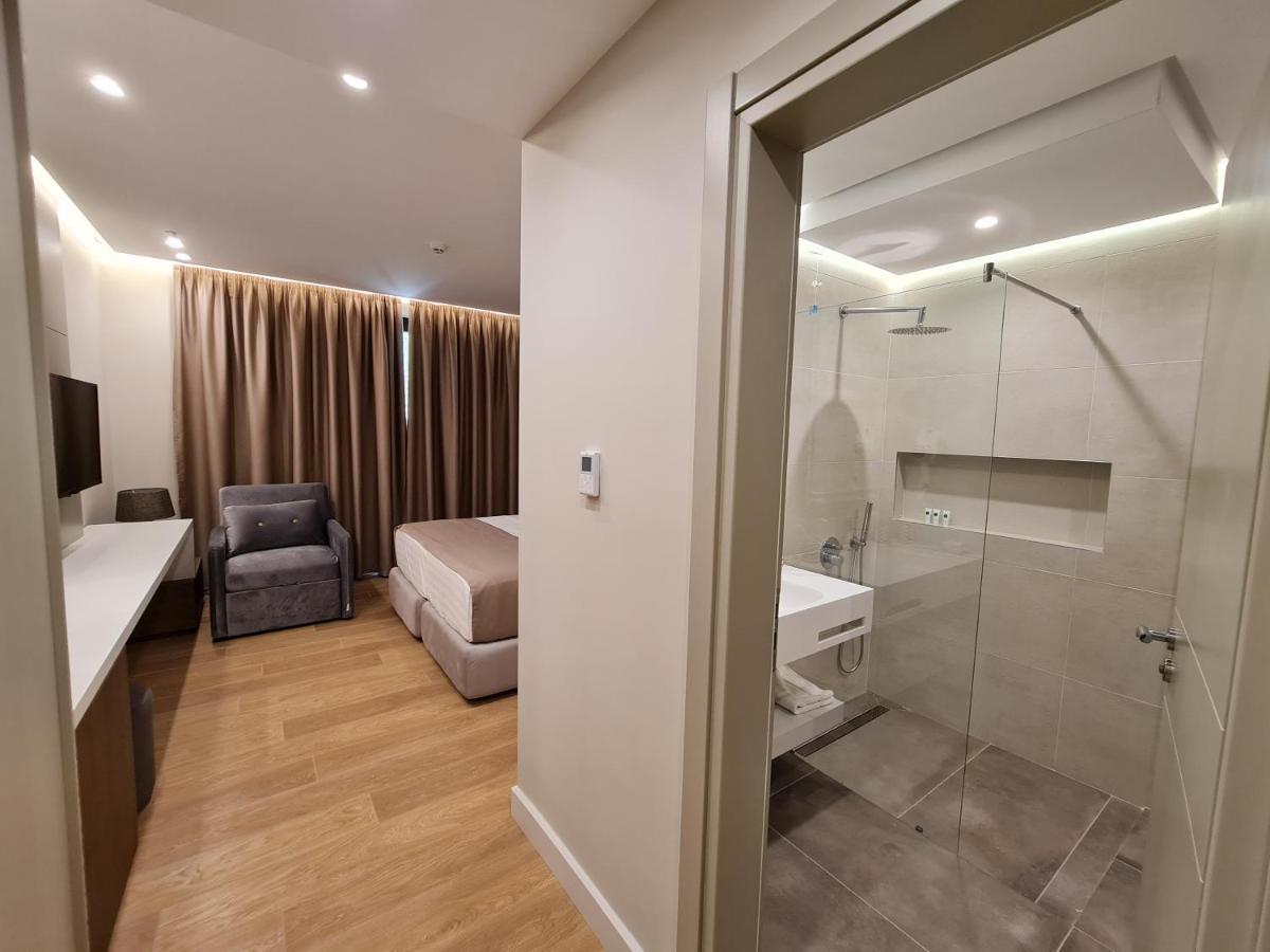 Hotel Aross Kanine Esterno foto