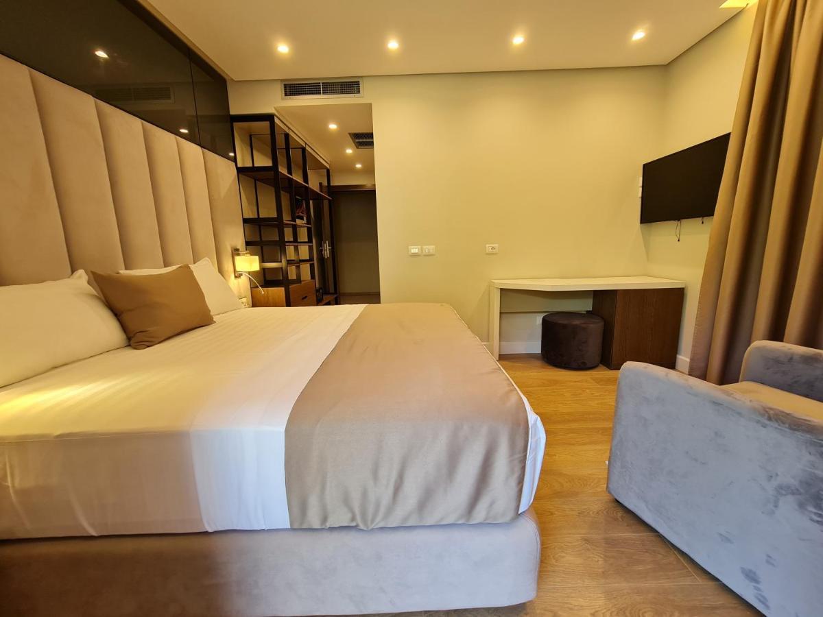 Hotel Aross Kanine Esterno foto