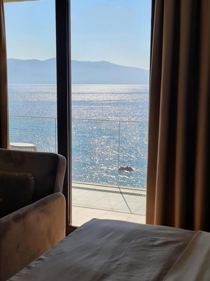 Hotel Aross Kanine Esterno foto