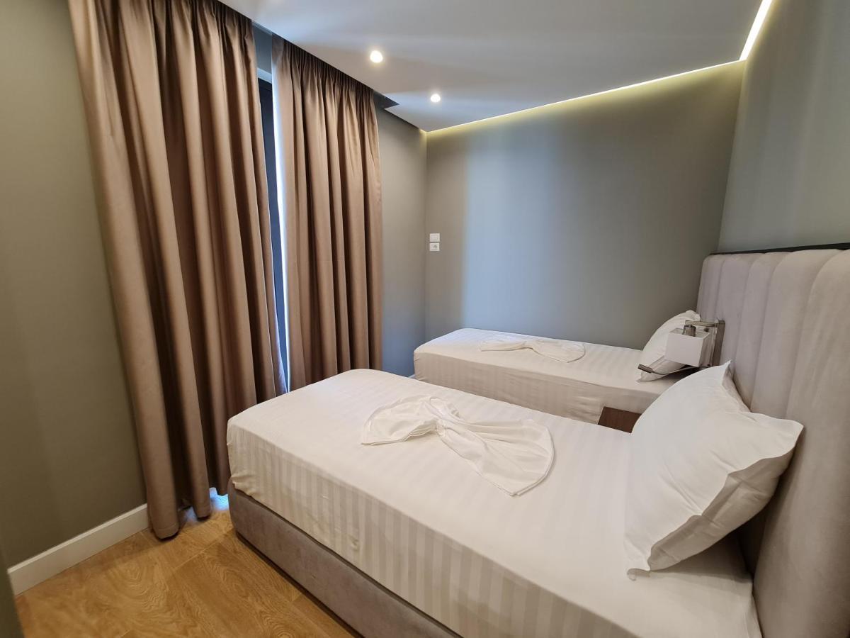 Hotel Aross Kanine Esterno foto